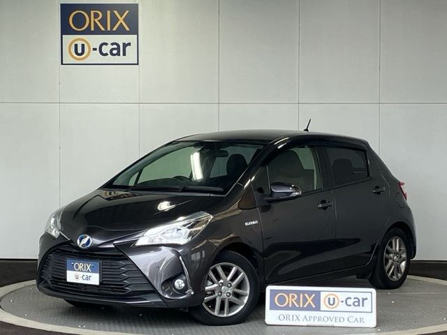 TOYOTA VITZ HYBRID 2019