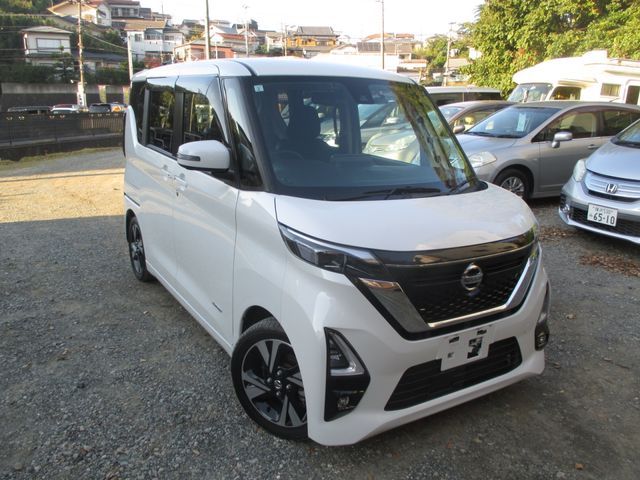 NISSAN ROOX 2021