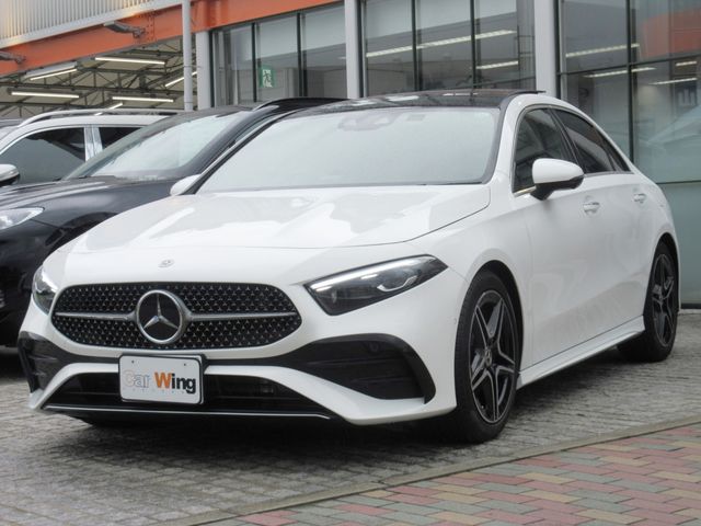 MERCEDES-BENZ A class sedan 2023