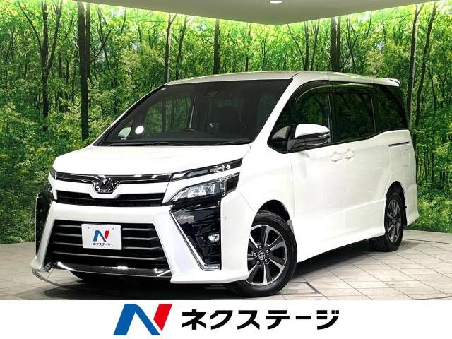 TOYOTA VOXY 2018