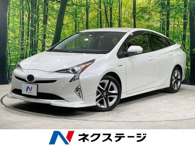 TOYOTA PRIUS 2016