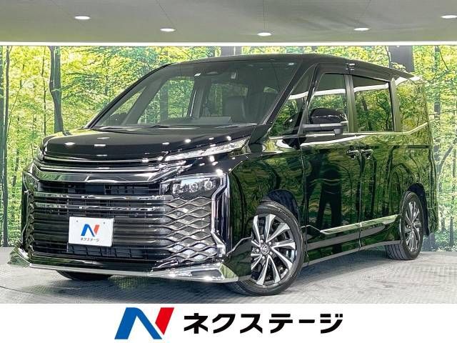 TOYOTA VOXY 2023