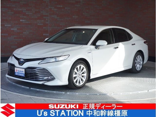 TOYOTA CAMRY HYBRID 2017