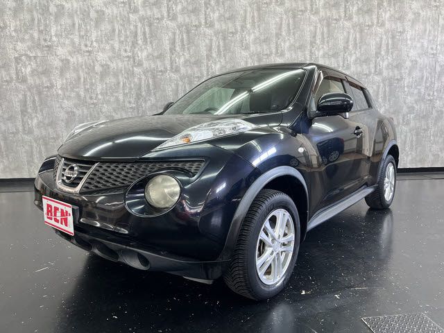 NISSAN JUKE 2011