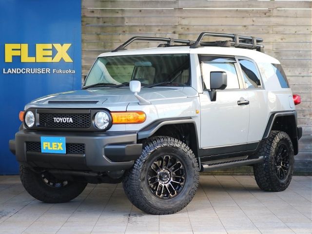 TOYOTA FJ CRUISER 4WD 2013