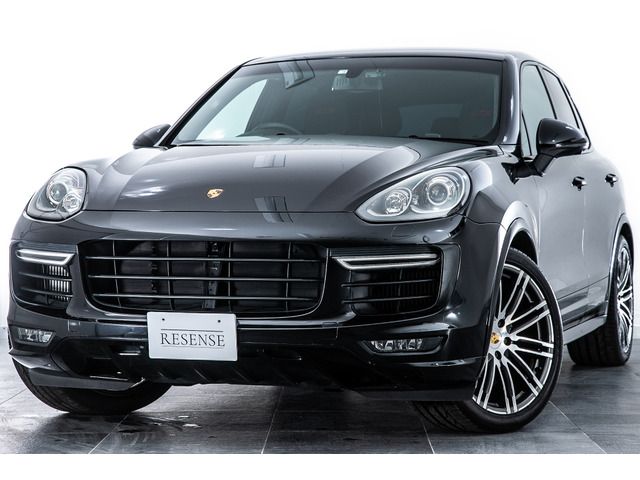 PORSCHE Cayenne 2016