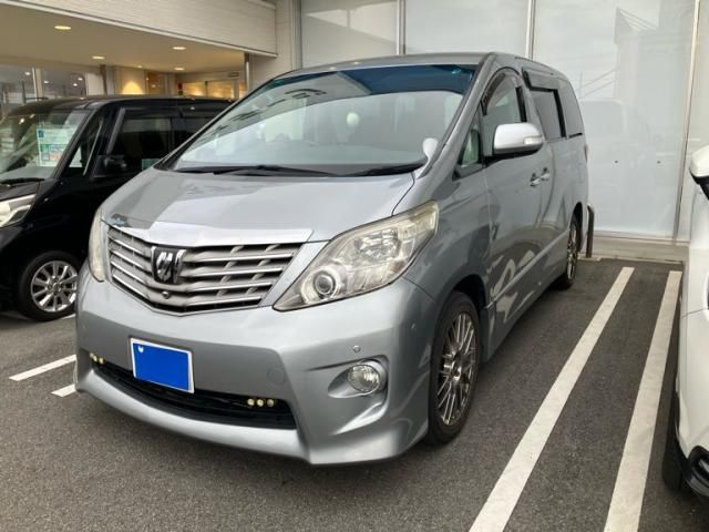 TOYOTA ALPHARD 4WD 2010