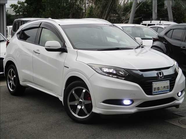 HONDA VEZEL HYBRID 2015