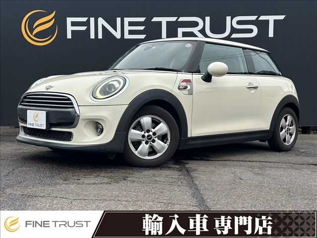 BMW MINI ONE 2019