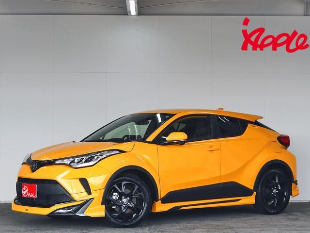 TOYOTA C-HR 2021