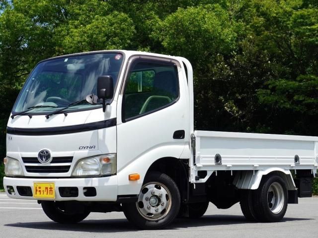 TOYOTA DYNA 2012