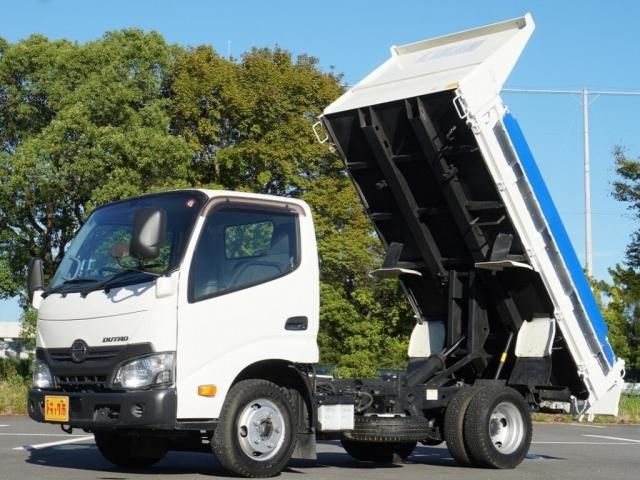 HINO デュトロ 2017