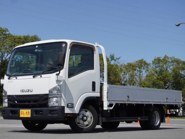 ISUZU エルフ 2016