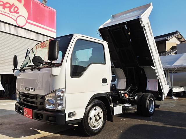 ISUZU エルフ 2018