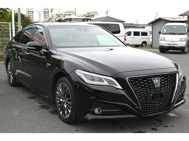 TOYOTA CROWN sedan hybrid 2019