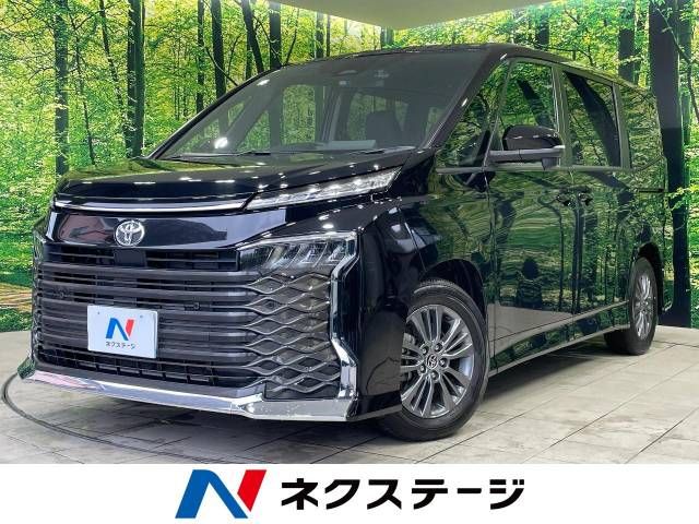 TOYOTA VOXY 2024