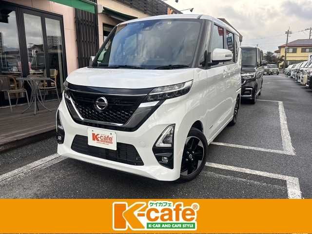 NISSAN ROOX 2020