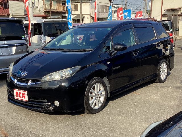 TOYOTA WISH 2009