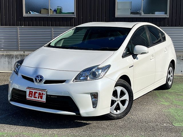 TOYOTA PRIUS 2013