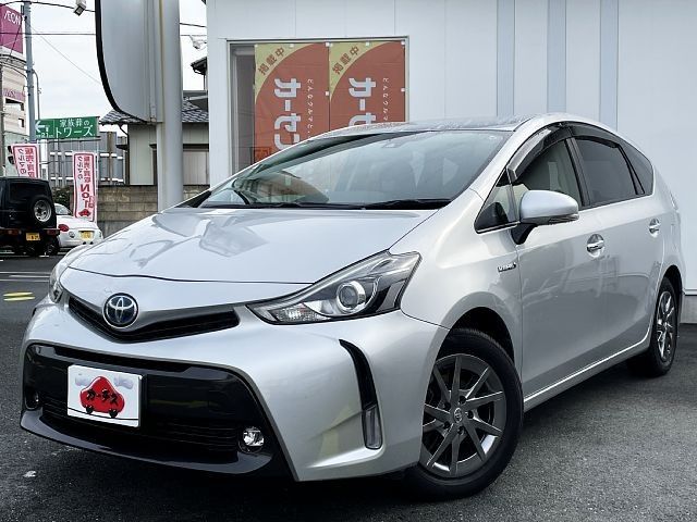 TOYOTA PRIUS ALPHA 2016