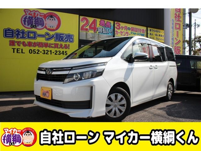 TOYOTA VOXY 2014