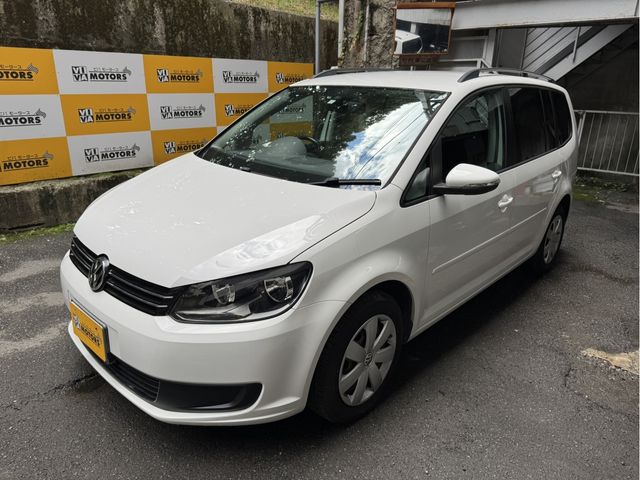 VOLKSWAGEN GOLF TOURAN 2012