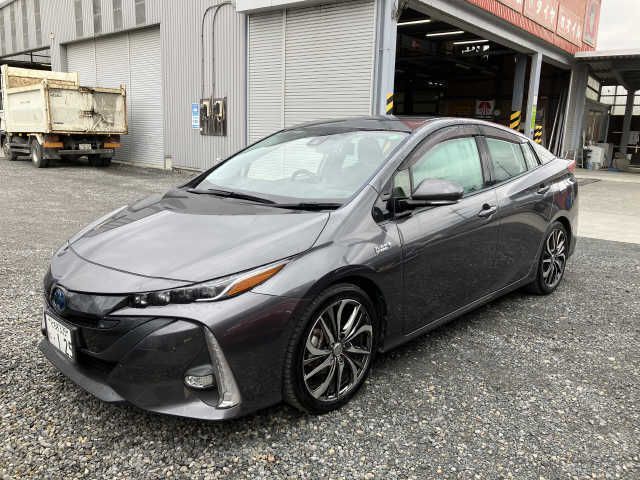 TOYOTA PRIUS PHV 2019