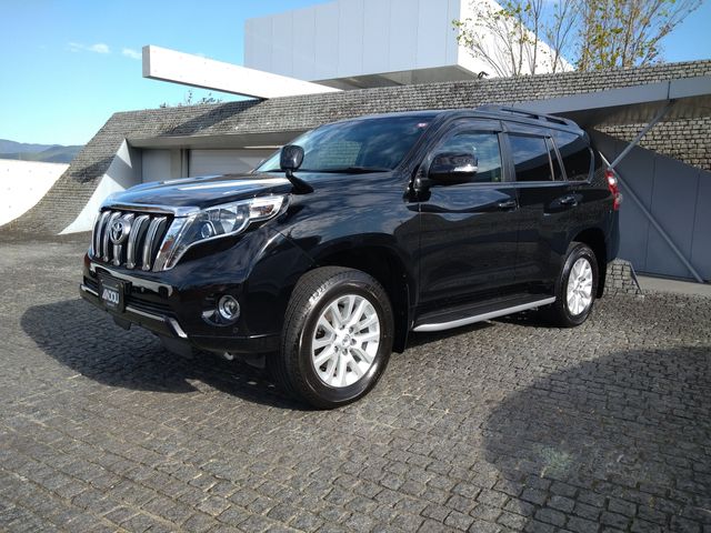 TOYOTA LANDCRUISER PRADO 2016