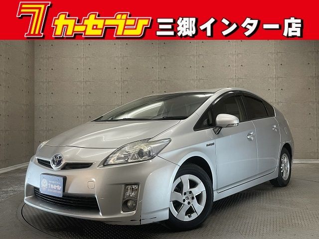 TOYOTA PRIUS 2011