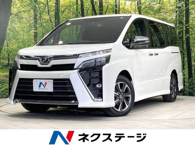 TOYOTA VOXY 2018