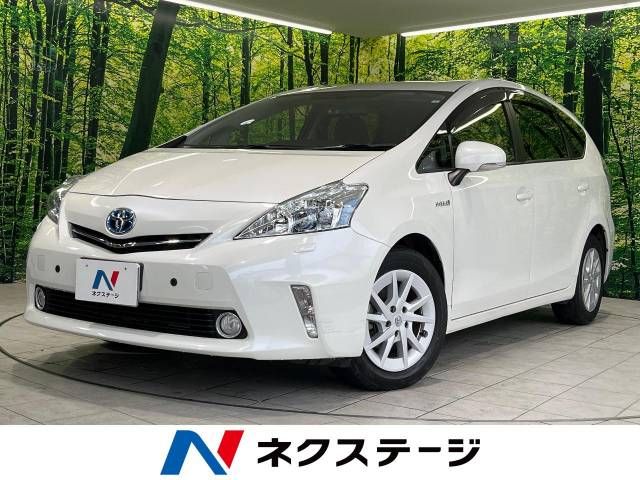 TOYOTA PRIUS ALPHA 2012