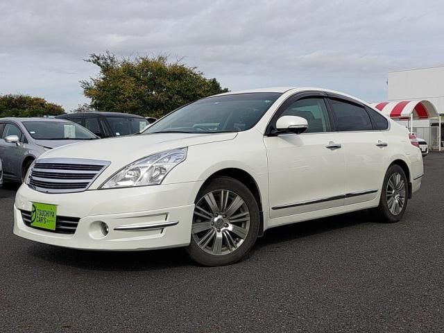 NISSAN TEANA 2011