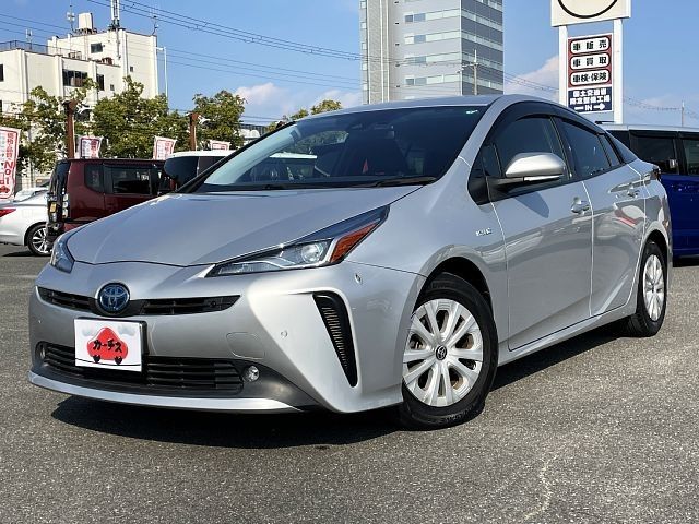 TOYOTA PRIUS 2019