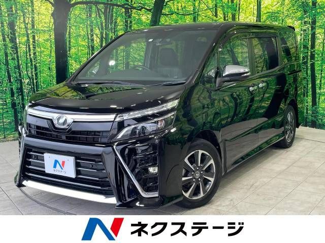 TOYOTA VOXY 2019