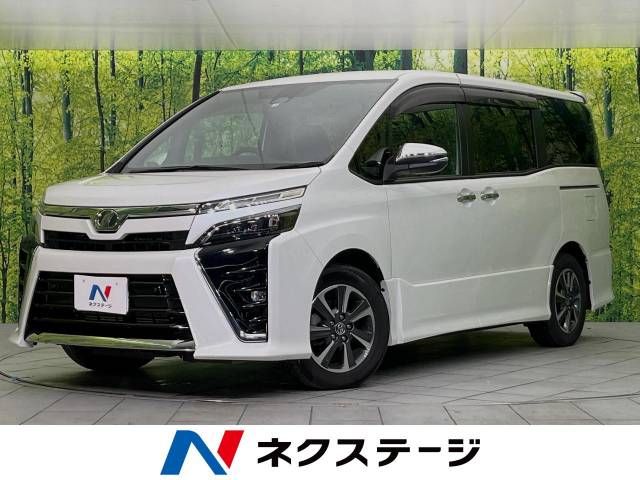 TOYOTA VOXY 2020