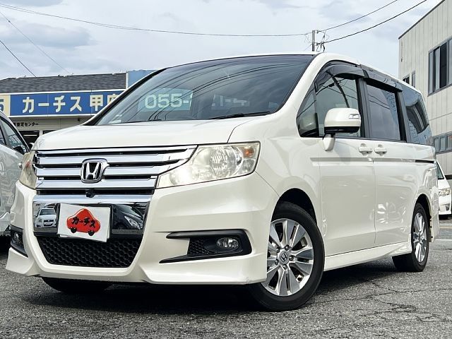 HONDA STEPWAGON SPADA 2010