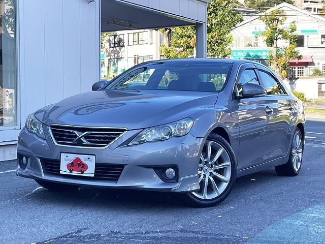 TOYOTA MARK X 2010