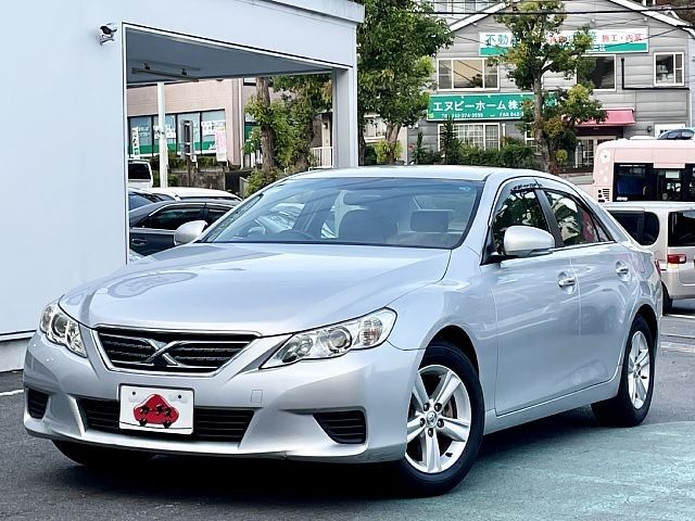 TOYOTA MARK X 2010