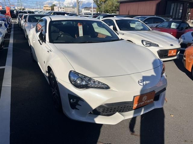 TOYOTA 86 2017