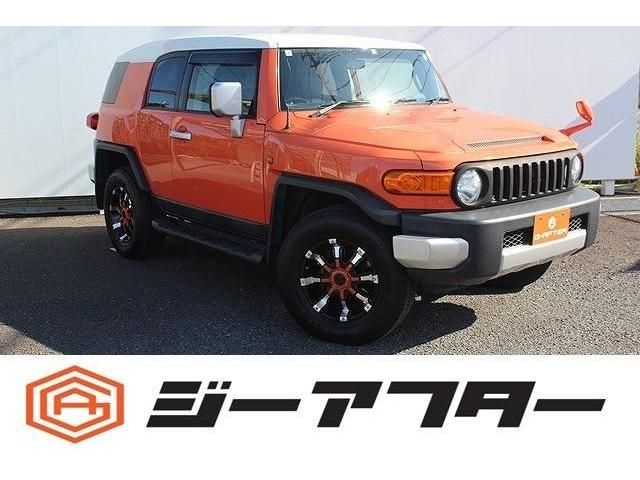 TOYOTA FJ CRUISER 4WD 2013