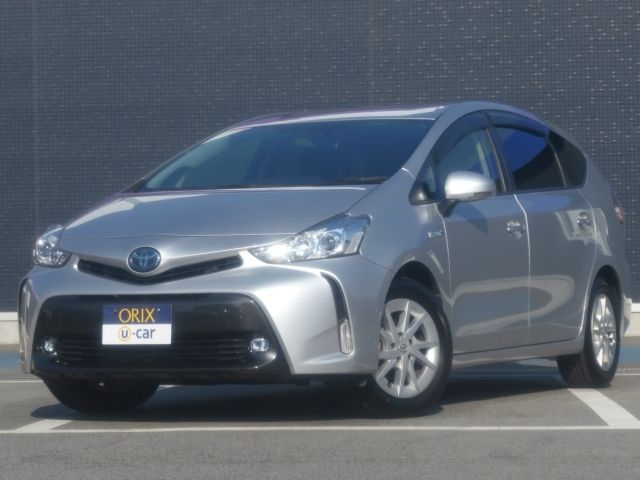 TOYOTA PRIUS ALPHA 2017