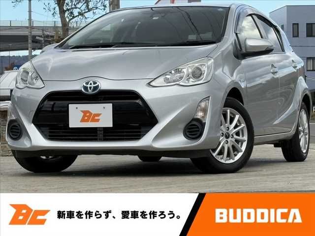 TOYOTA AQUA 2015