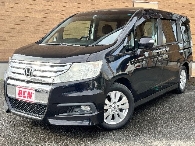 HONDA STEPWAGON SPADA 2012