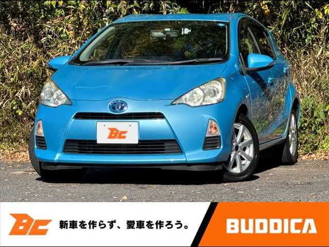 TOYOTA AQUA 2013