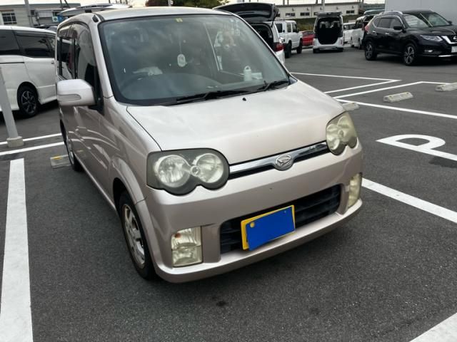 DAIHATSU MOVE CUSTOM 2006