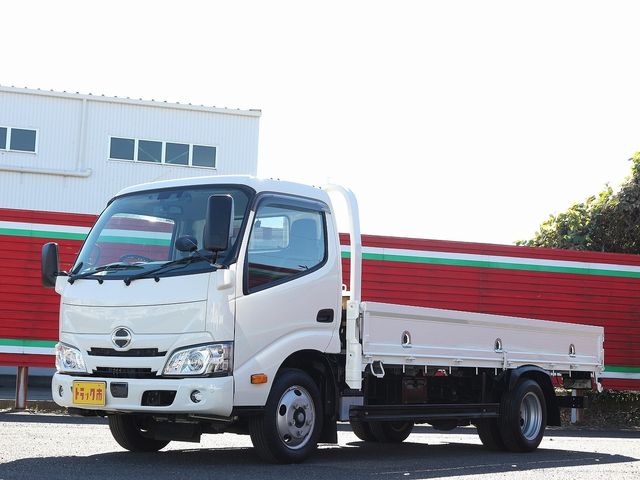 HINO DUTRO 2021