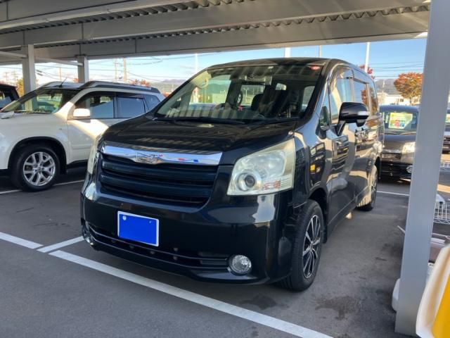 TOYOTA NOAH 4WD 2008