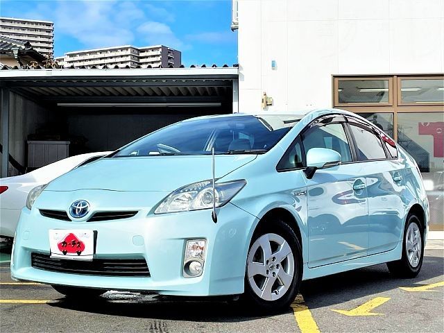 TOYOTA PRIUS 2011