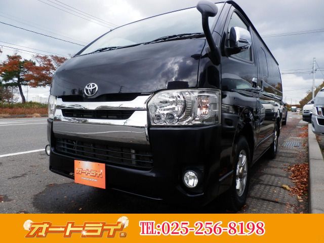 TOYOTA HIACE van 4WD 2016