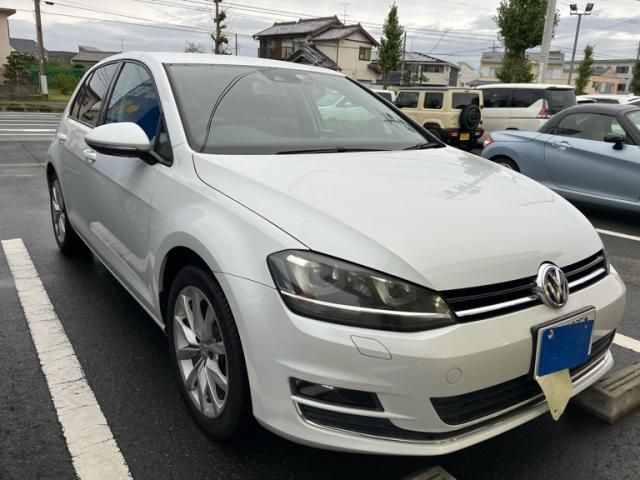 VOLKSWAGEN GOLF 2015